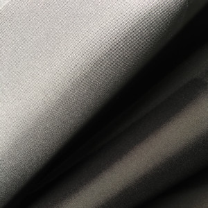 Ekran czarno-biały 42 x 72" / 1067 x 1829 mm Chimera