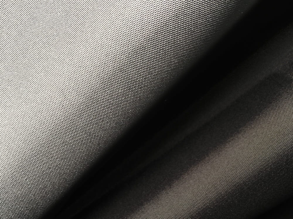 Ekran czarno-biały 42 x 72" / 1067 x 1829 mm Chimera